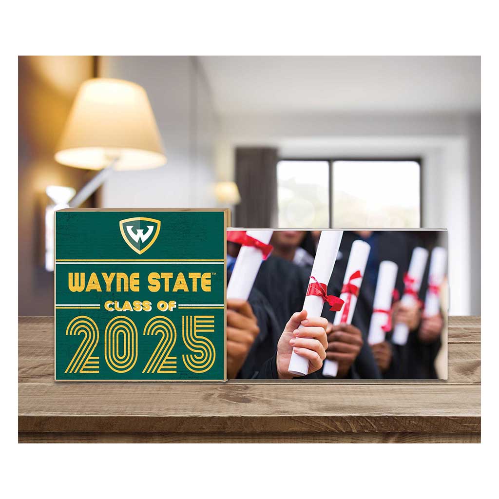 Wayne State Warriors Class of 2025 Floating Picture Frame