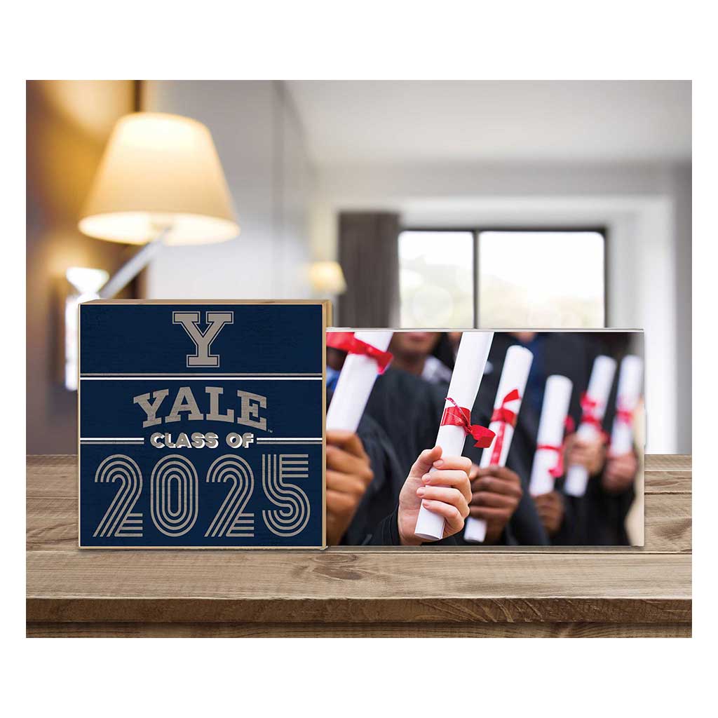 Yale Bulldogs Class of 2025 Floating Picture Frame