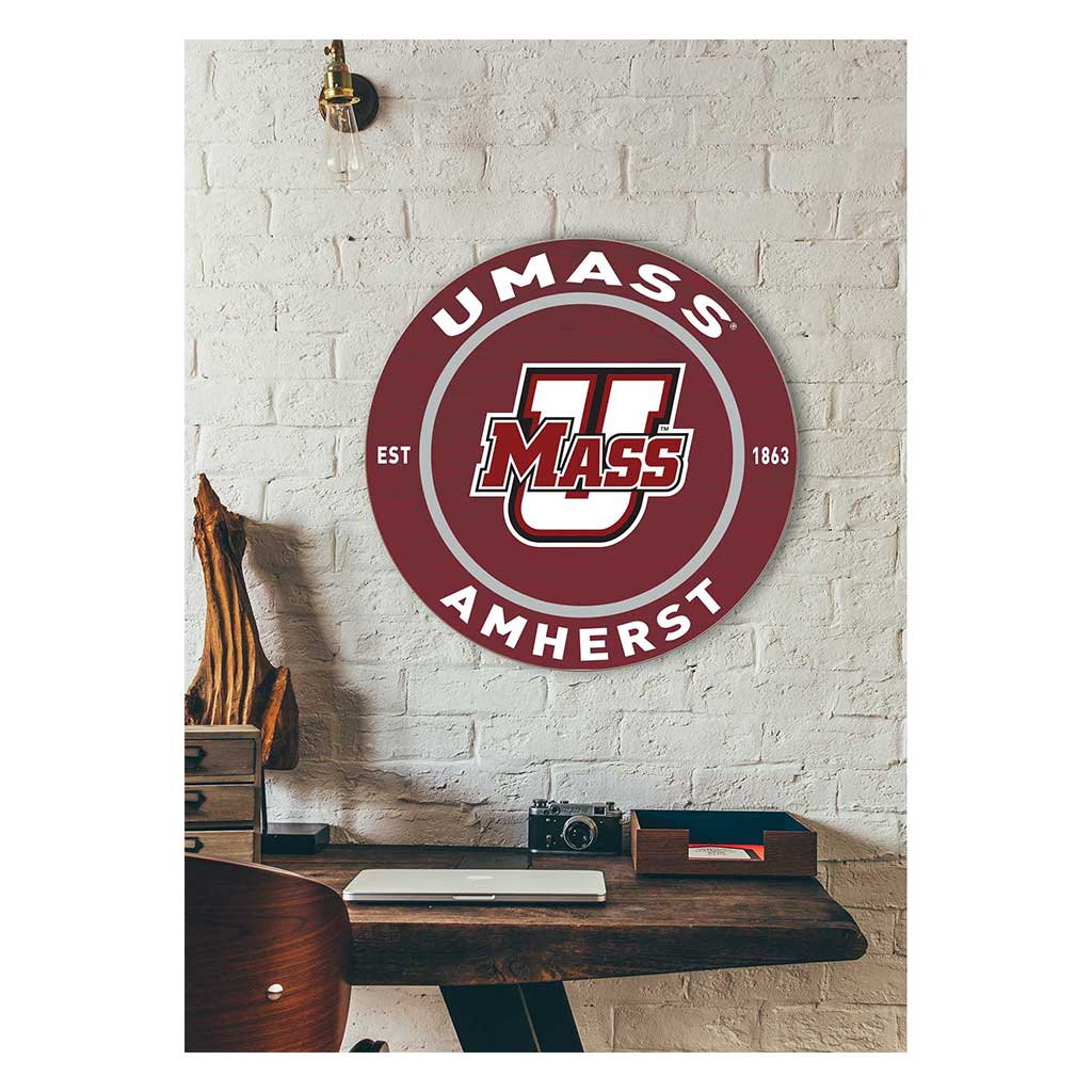 20x20 Weathered Colored Circle Massachusetts (UMASS-Amherst) Minutemen